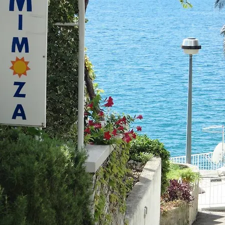 Mimoza Apartment