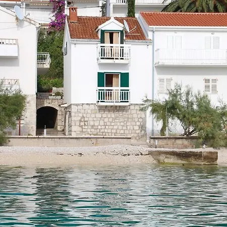 Mimoza Apartment Brist